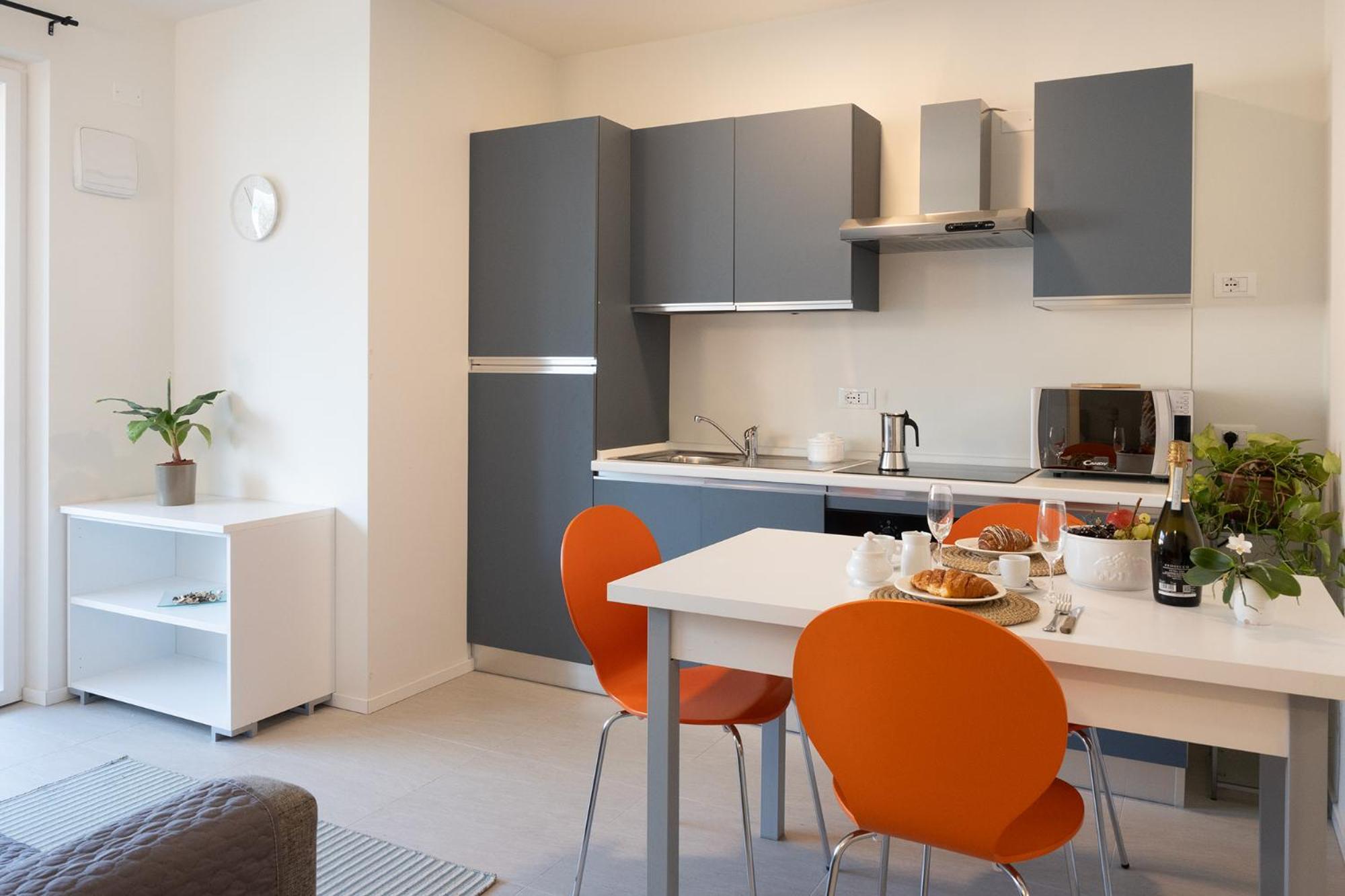 Civetta Blu, Blue Owl Apartment