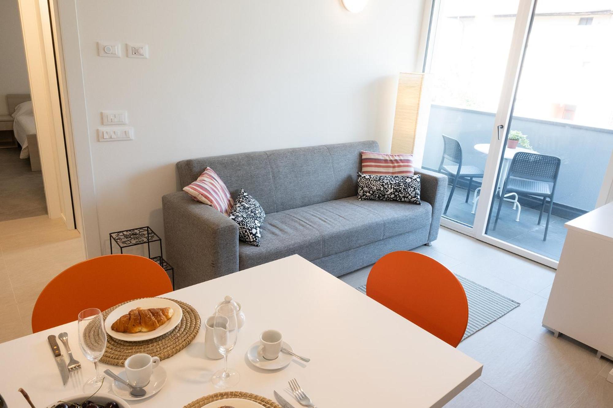 Civetta Blu, Blue Owl Apartment